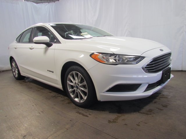 Pre Owned 2017 Ford Fusion Hybrid Se 4d Sedan For Hr357250 Pre Owned 2017 Ford Fusion Hybrid Se